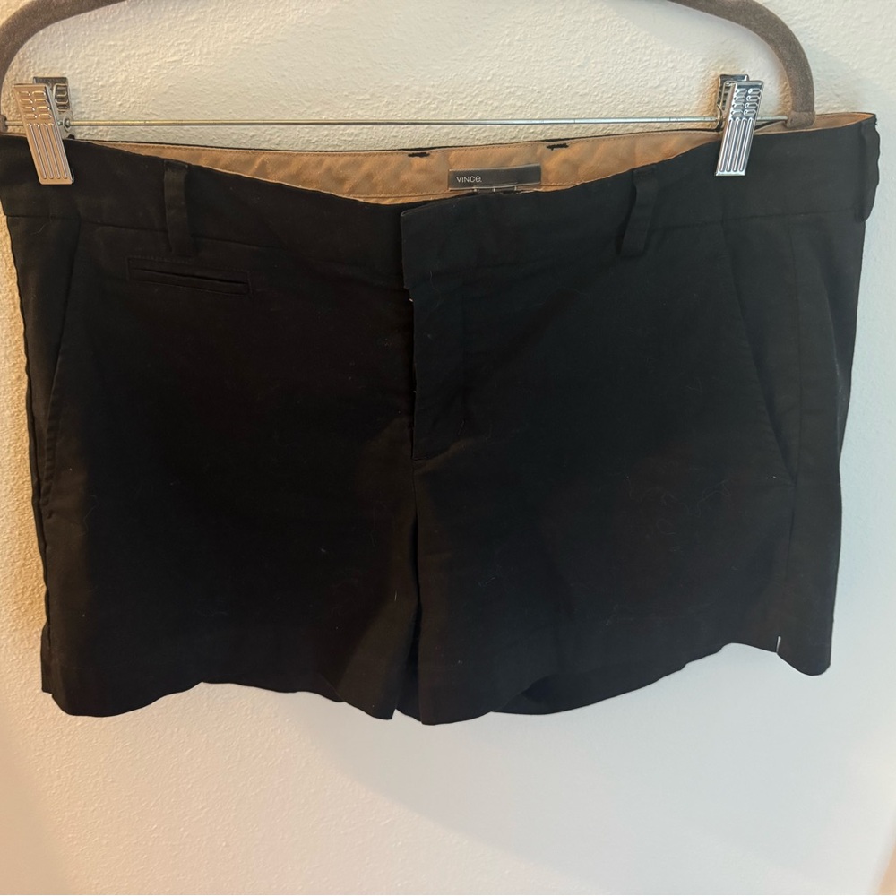 Vince Women's Black Shorts - 12